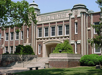 The David Efird Rhyne Memorial Building at Lenoir-Rhyne College, Hickory, 2001. Image from the North Carolina Digital Collections.