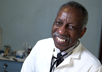 Dr. James Slade. Photo by Chris Seward, 2001. To request permission for further use or to purchase a print, please contact the News & Observer.